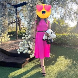 Pink dress, size M (8-10) .